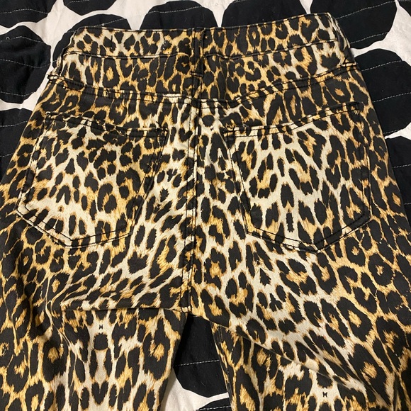 NWOT leopard print skinny jean/jegging - Picture 4 of 4